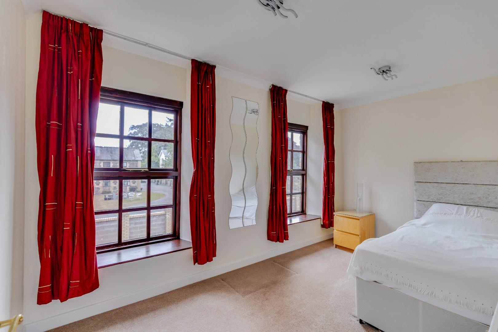 Henstaff Mews, Llantrisant Road, Groesfaen, Pontyclun, Rhondda Cynon Taff, CF72 8NG
